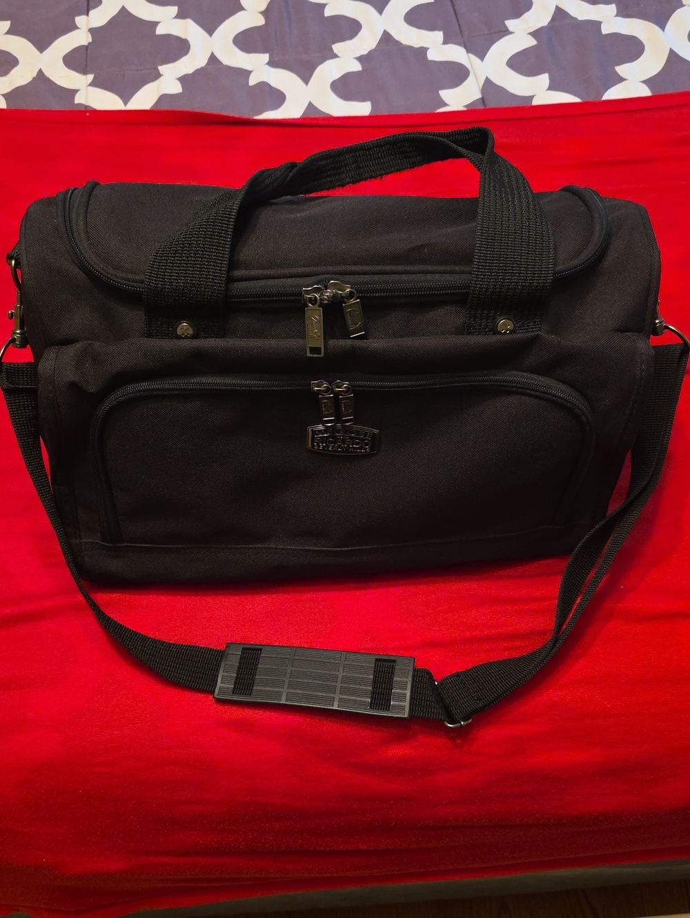Vintage Ricardo Beverly Hills softside carry-on duffel/travel bag
